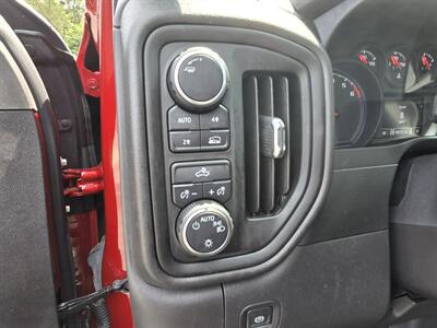 2021 Chevrolet Silverado 1500 Custom   - Photo 20 - Terre Haute, IN 47804