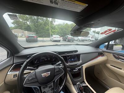 2018 Cadillac XT5 Luxury   - Photo 17 - Terre Haute, IN 47804