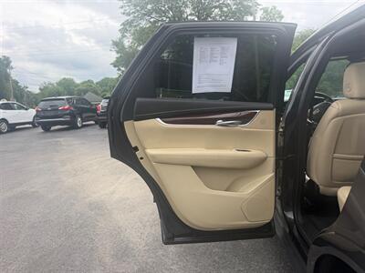 2018 Cadillac XT5 Luxury   - Photo 11 - Terre Haute, IN 47804