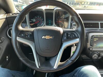 2015 Chevrolet Camaro LT - Photo 16 - Terre Haute, IN 47804