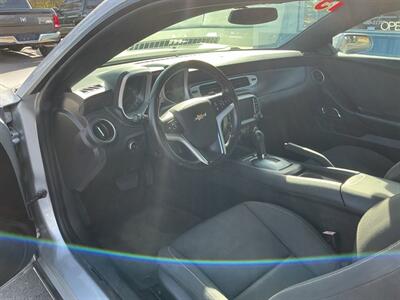 2015 Chevrolet Camaro LT - Photo 9 - Terre Haute, IN 47804