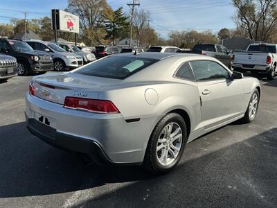 2015 Chevrolet Camaro LT - Photo 5 - Terre Haute, IN 47804