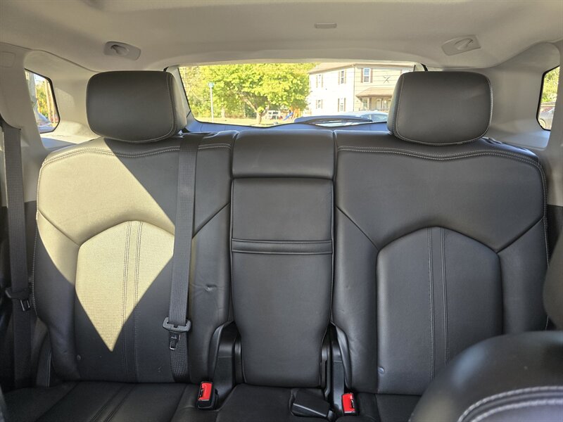 2013 Cadillac SRX Luxury Collection - Photo 19 - Terre Haute, IN 47804