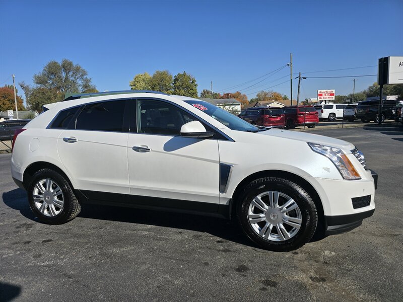 2013 Cadillac SRX Luxury Collection - Photo 11 - Terre Haute, IN 47804