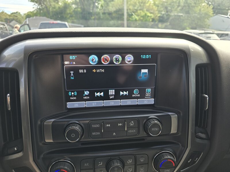2018 Chevrolet Silverado 1500 LT Z71 - Photo 23 - Terre Haute, IN 47804