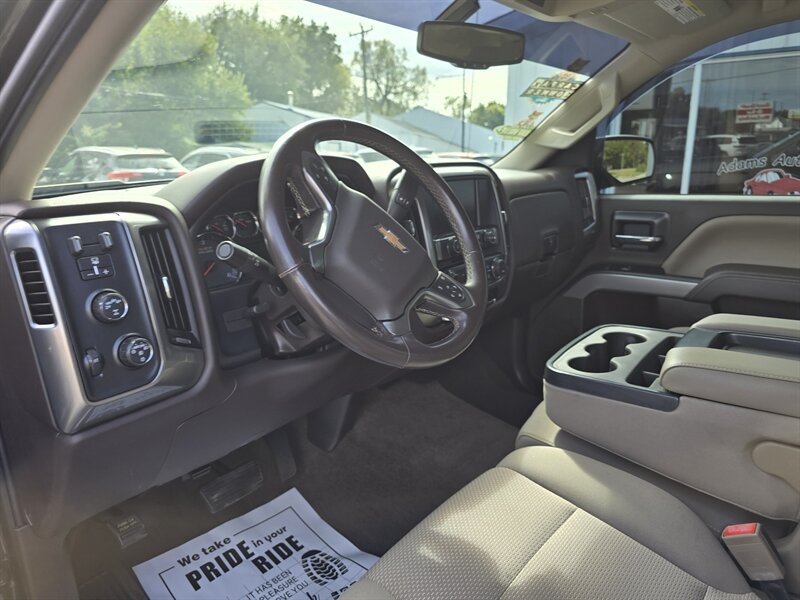 2018 Chevrolet Silverado 1500 LT Z71 - Photo 14 - Terre Haute, IN 47804