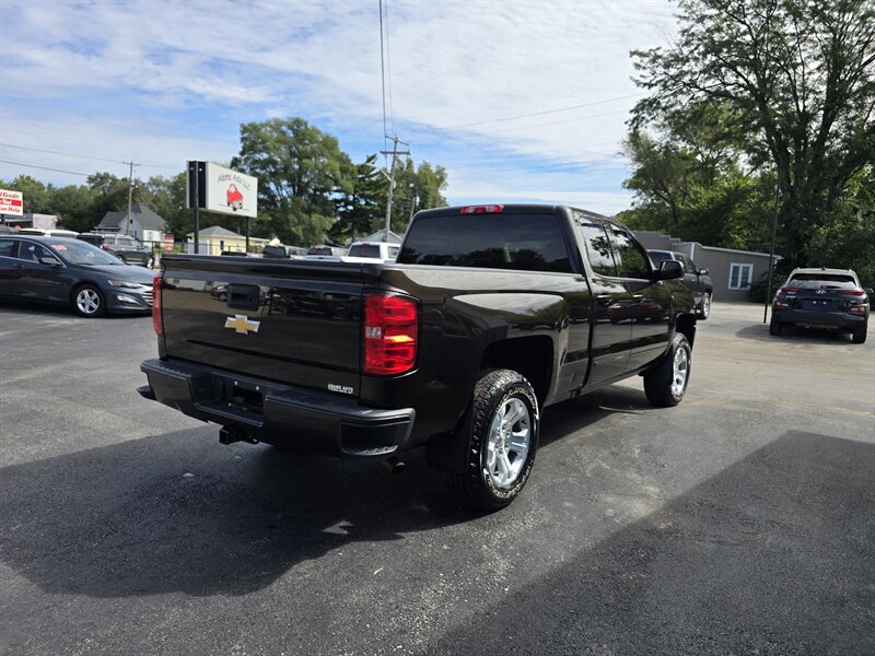 2018 Chevrolet Silverado 1500 LT Z71 - Photo 7 - Terre Haute, IN 47804