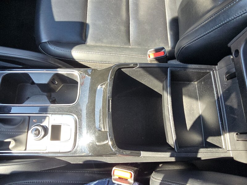 2022 Kia Telluride S - Photo 31 - Terre Haute, IN 47804