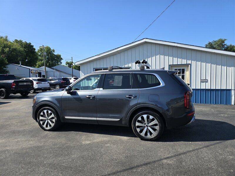 2022 Kia Telluride S - Photo 4 - Terre Haute, IN 47804
