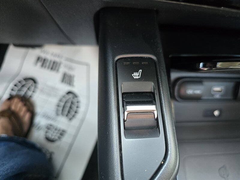 2022 Kia Telluride S - Photo 28 - Terre Haute, IN 47804