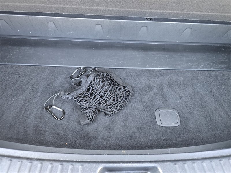 2022 Kia Telluride S - Photo 18 - Terre Haute, IN 47804