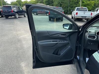 2020 Chevrolet Equinox LT   - Photo 14 - Terre Haute, IN 47804
