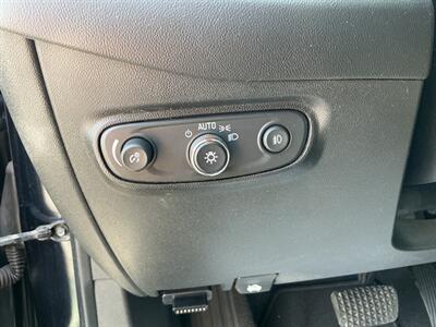 2020 Chevrolet Equinox LT   - Photo 18 - Terre Haute, IN 47804