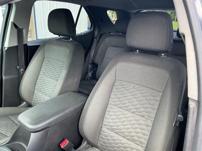 2020 Chevrolet Equinox LT   - Photo 10 - Terre Haute, IN 47804