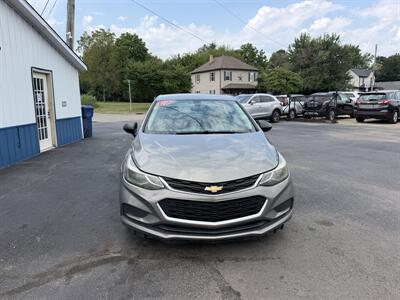 2017 Chevrolet Cruze LT Auto - Photo 8 - Terre Haute, IN 47804