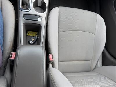 2017 Chevrolet Cruze LT Auto - Photo 32 - Terre Haute, IN 47804