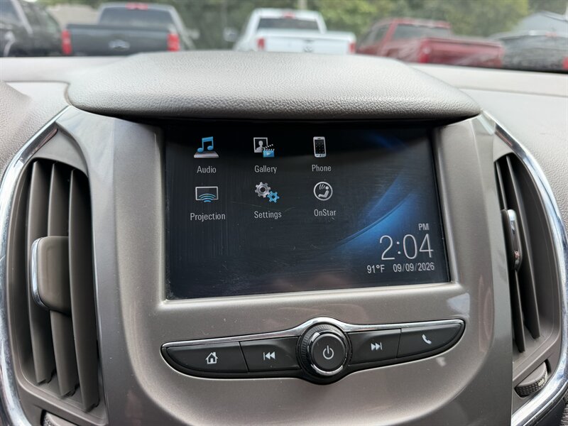 2017 Chevrolet Cruze LT Auto - Photo 24 - Terre Haute, IN 47804