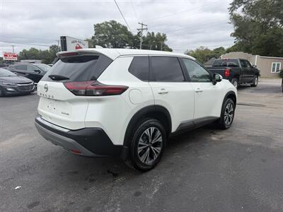 2023 Nissan Rogue SV - Photo 5 - Terre Haute, IN 47804