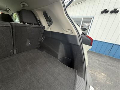 2023 Nissan Rogue SV - Photo 12 - Terre Haute, IN 47804