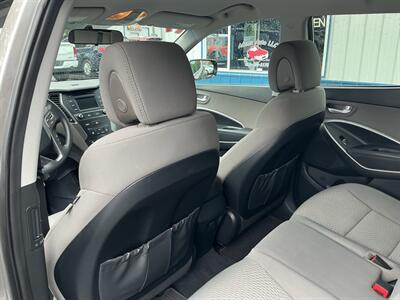 2017 Hyundai SANTA FE Sport 2.4L   - Photo 11 - Terre Haute, IN 47804