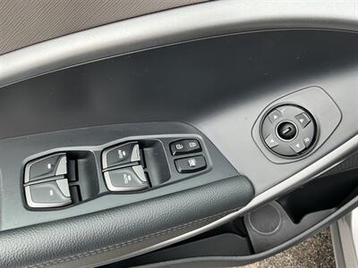 2017 Hyundai SANTA FE Sport 2.4L   - Photo 14 - Terre Haute, IN 47804