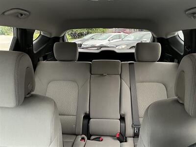 2017 Hyundai SANTA FE Sport 2.4L   - Photo 33 - Terre Haute, IN 47804