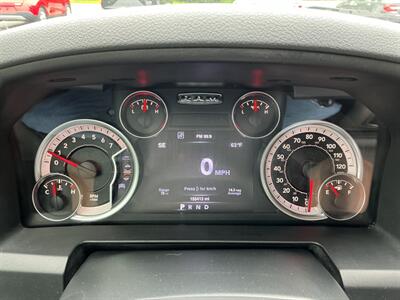 2016 RAM 1500 Outdoorsman   - Photo 18 - Terre Haute, IN 47804
