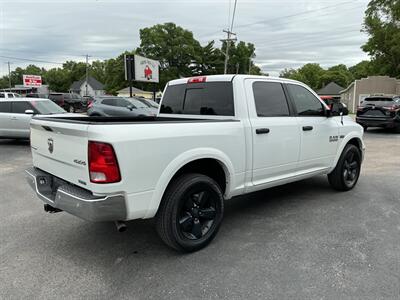 2016 RAM 1500 Outdoorsman   - Photo 5 - Terre Haute, IN 47804