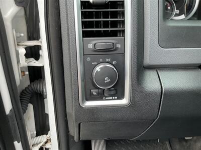 2016 RAM 1500 Outdoorsman   - Photo 16 - Terre Haute, IN 47804