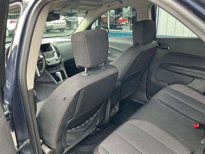 2015 Chevrolet Equinox LT   - Photo 12 - Terre Haute, IN 47804