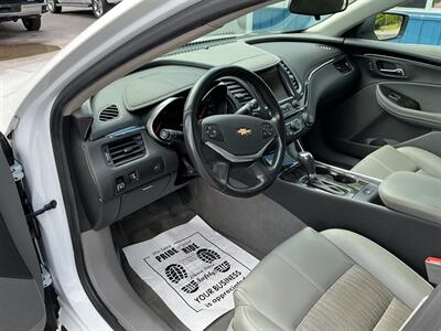2014 Chevrolet Impala LT - Photo 8 - Terre Haute, IN 47804