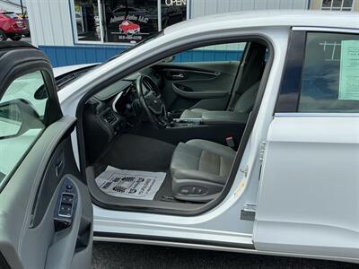 2014 Chevrolet Impala LT - Photo 7 - Terre Haute, IN 47804