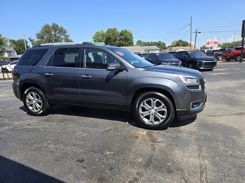 2013 GMC Acadia SLT-2 - Photo 9 - Terre Haute, IN 47804