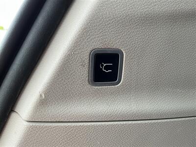 2017 Chrysler Pacifica Touring   - Photo 36 - Terre Haute, IN 47804