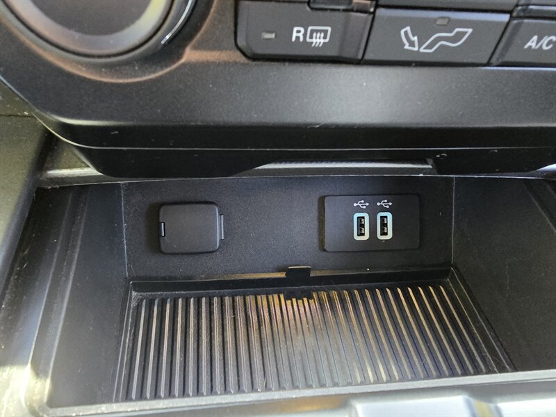 2016 Ford F-150 XLT - Photo 34 - Terre Haute, IN 47804