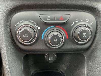2016 Dodge Dart SE   - Photo 22 - Terre Haute, IN 47804