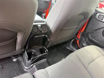 2019 Jeep Wrangler Unlimited Sport S   - Photo 16 - Terre Haute, IN 47804