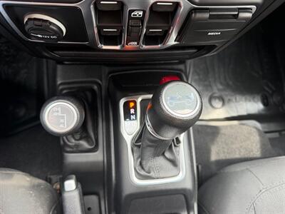 2019 Jeep Wrangler Unlimited Sport S   - Photo 33 - Terre Haute, IN 47804