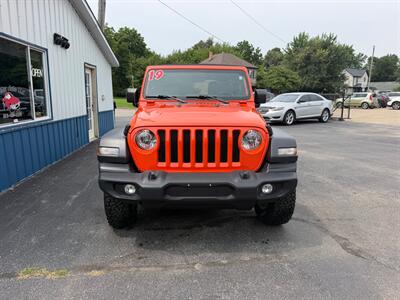 2019 Jeep Wrangler Unlimited Sport S   - Photo 5 - Terre Haute, IN 47804