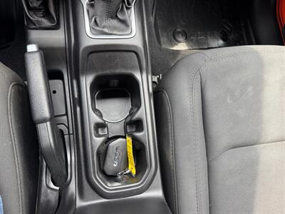 2019 Jeep Wrangler Unlimited Sport S   - Photo 32 - Terre Haute, IN 47804