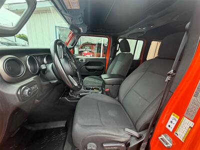 2019 Jeep Wrangler Unlimited Sport S   - Photo 19 - Terre Haute, IN 47804