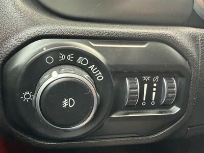 2019 Jeep Wrangler Unlimited Sport S   - Photo 25 - Terre Haute, IN 47804
