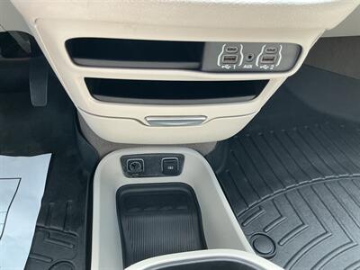 2021 Chrysler Pacifica Touring L - Photo 27 - Terre Haute, IN 47804