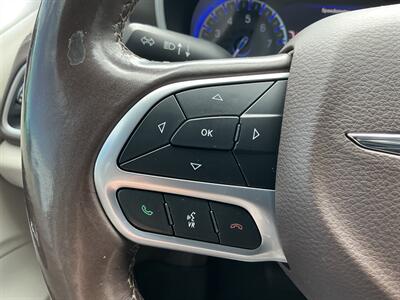 2021 Chrysler Pacifica Touring L - Photo 21 - Terre Haute, IN 47804