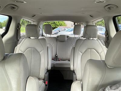 2021 Chrysler Pacifica Touring L - Photo 32 - Terre Haute, IN 47804