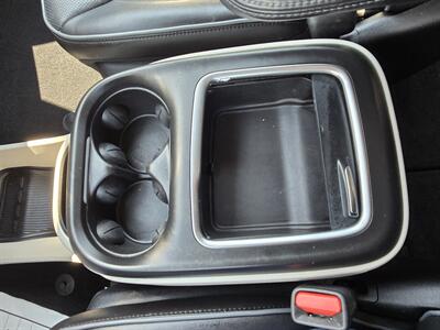 2019 Chrysler Pacifica Limited   - Photo 29 - Terre Haute, IN 47804