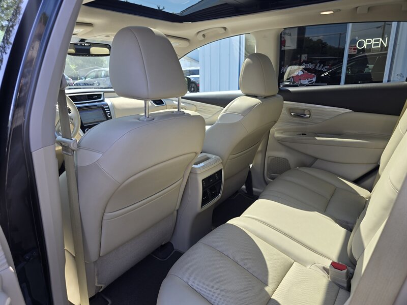 2017 Nissan Murano Platinum - Photo 19 - Terre Haute, IN 47804