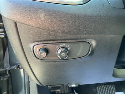 2021 Chevrolet Equinox LS   - Photo 17 - Terre Haute, IN 47804
