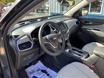 2021 Chevrolet Equinox LS   - Photo 9 - Terre Haute, IN 47804