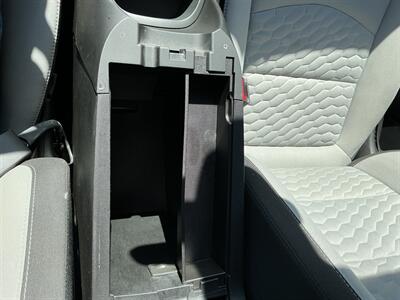 2021 Chevrolet Equinox LS   - Photo 29 - Terre Haute, IN 47804